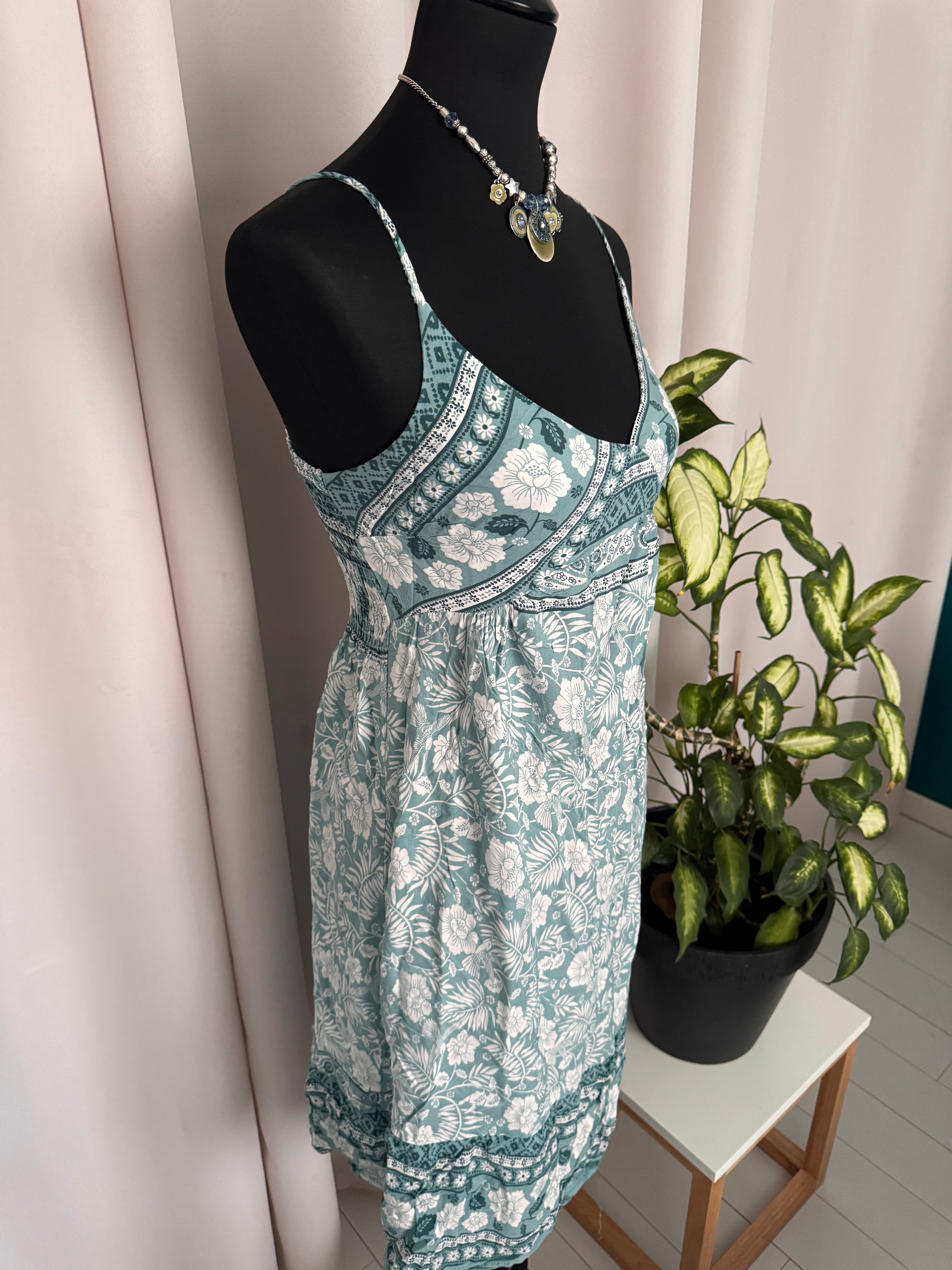 🌿 Robe fluide imprimé floral vert d’eau C’FLO – Taille L/XL 🌿